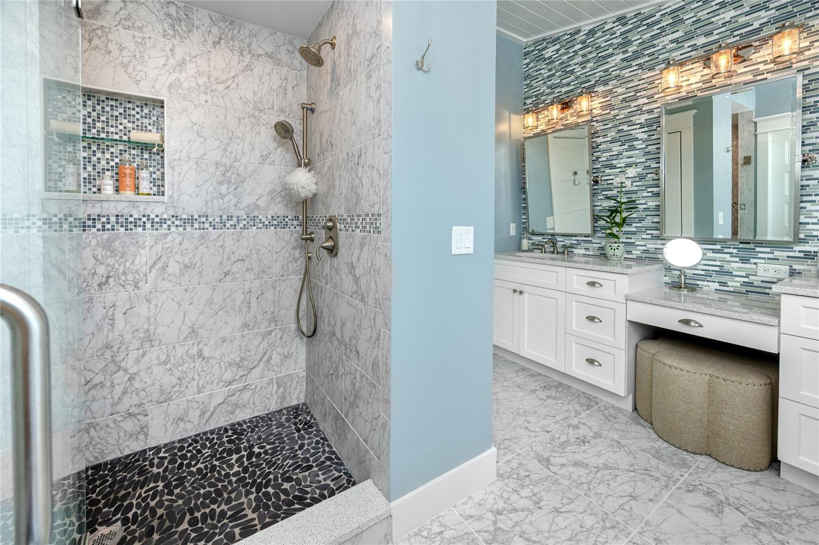 MOREY BEACH - Residential