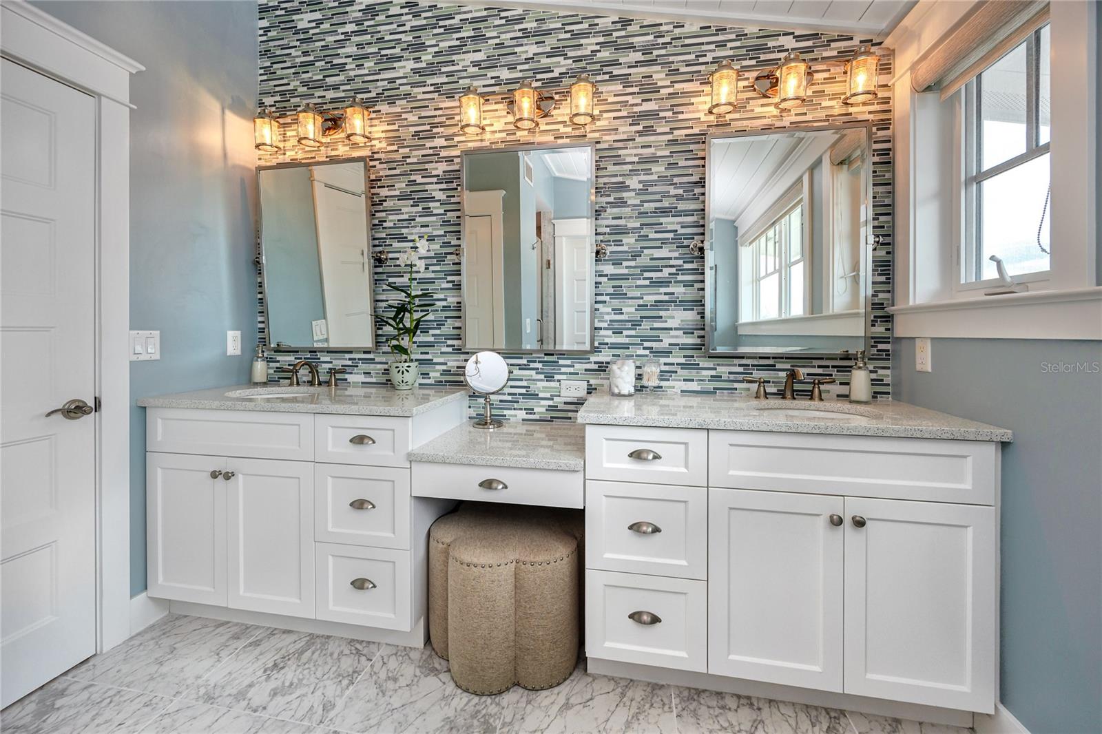 MOREY BEACH - Residential