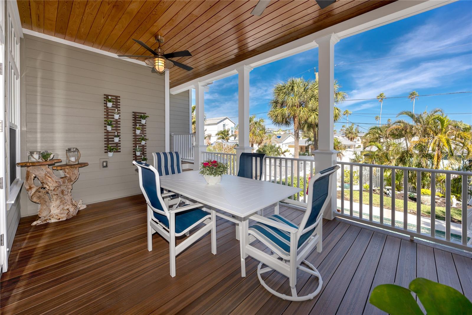 MOREY BEACH - Residential