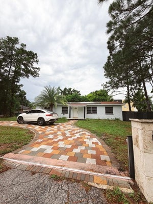 6504 N PACKWOOD AVE, TAMPA, FL 33604 - Image 0260190d5ded0c1ca79a99541a2a3ff8/3029459307