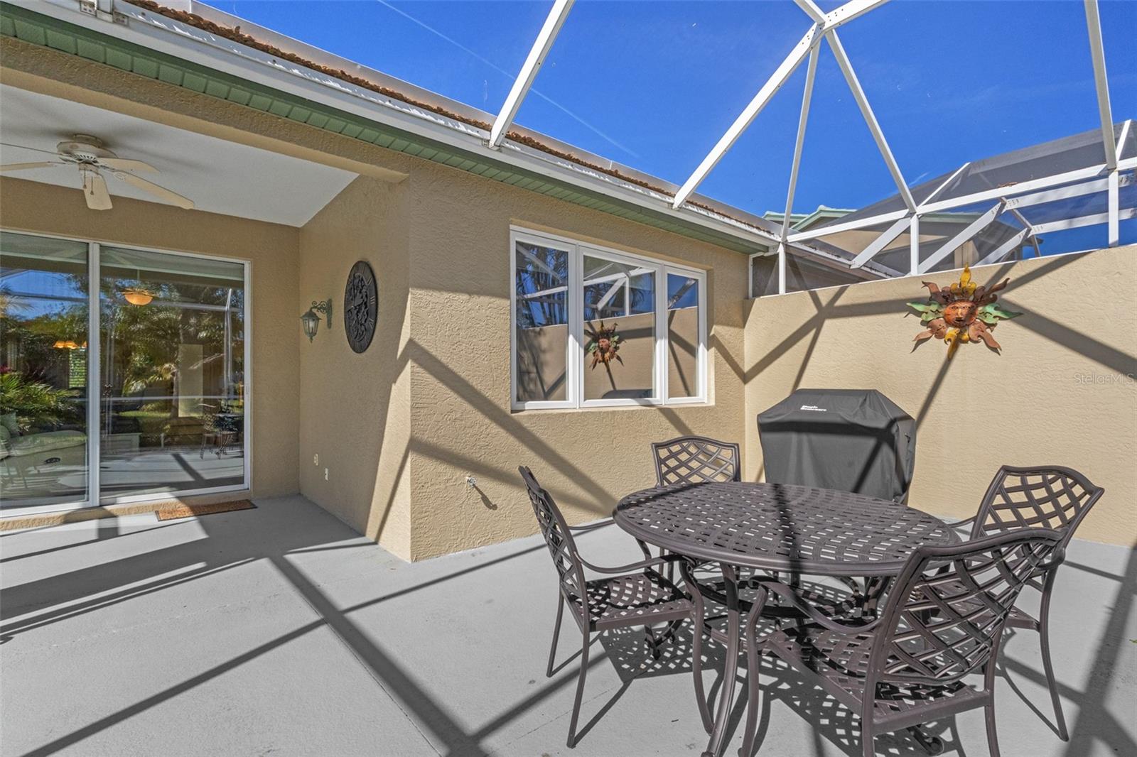 ROSEDALE 8 WESTBURY LAKES - Residential