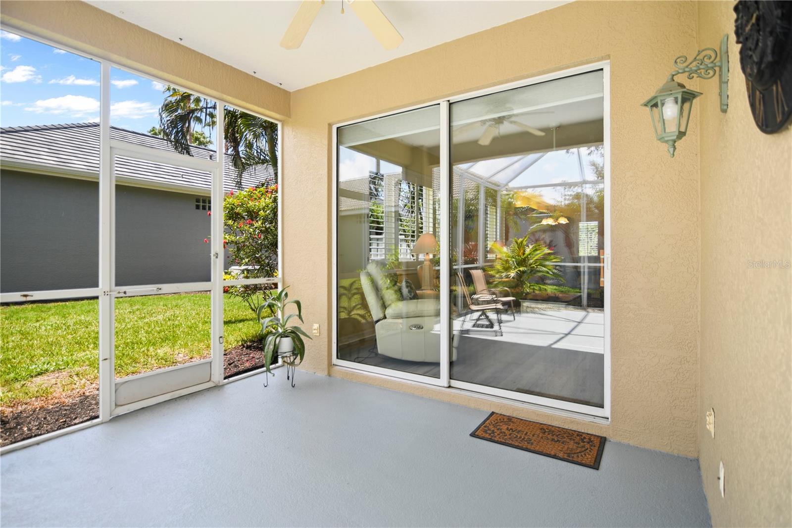 ROSEDALE 8 WESTBURY LAKES - Residential