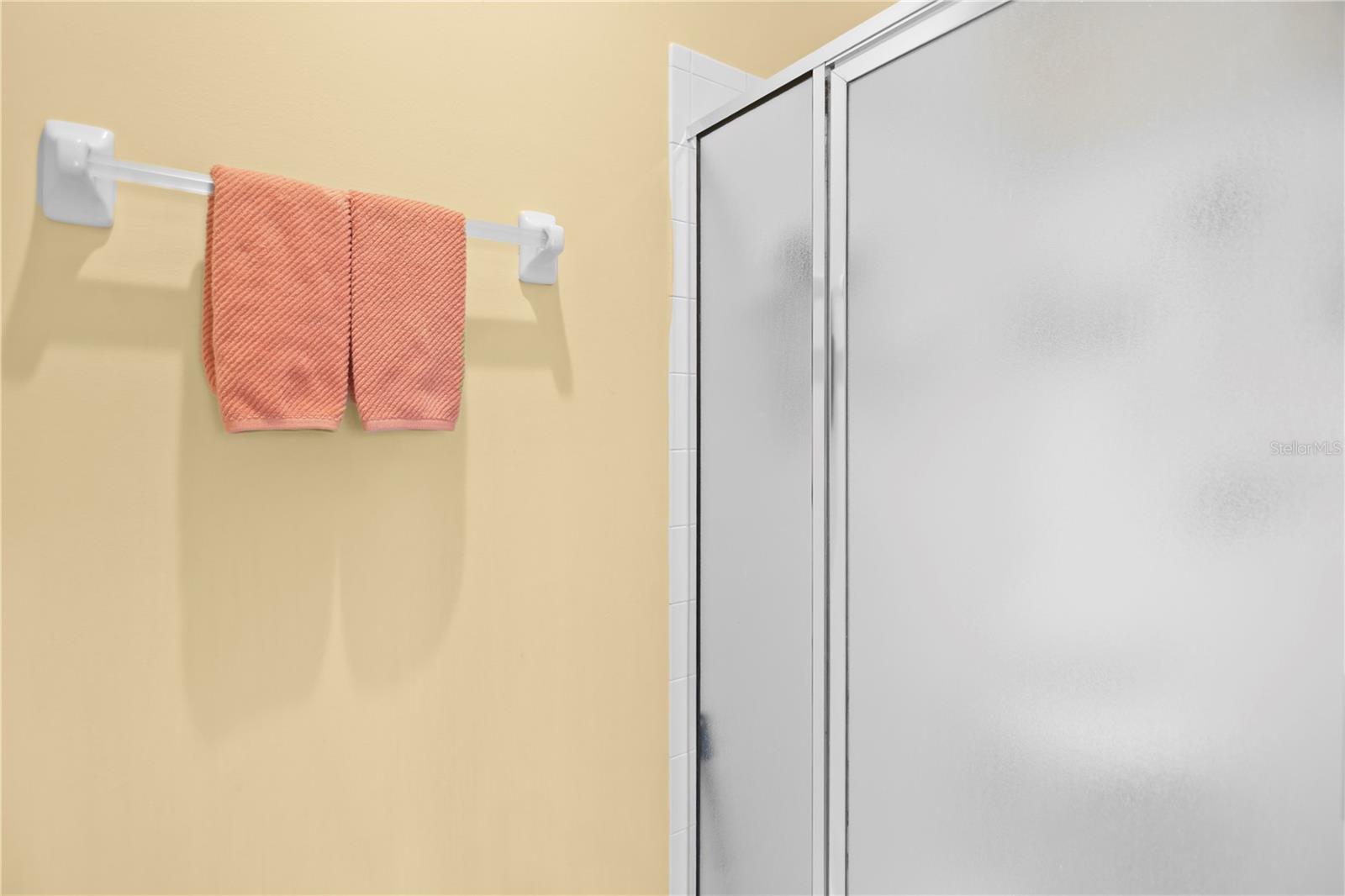 ROSEDALE 8 WESTBURY LAKES - Residential