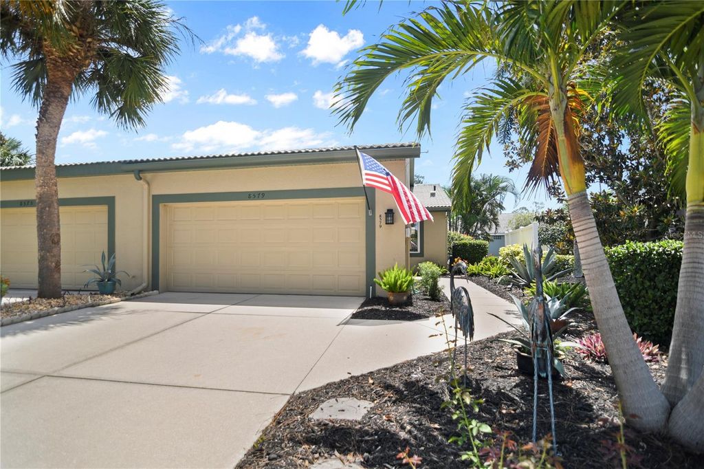 Photo of 8579 54th Avenue Circle E, Bradenton, FL 34211 (MLS # A4672014)