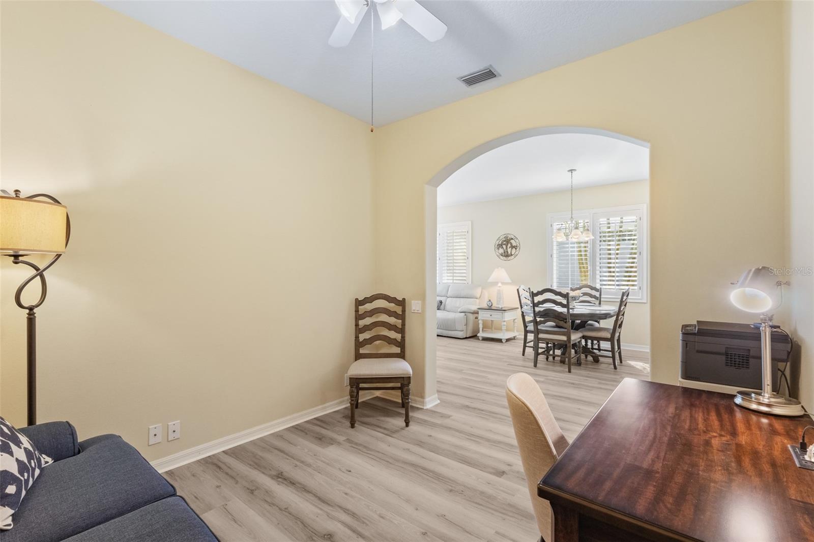 ROSEDALE 8 WESTBURY LAKES - Residential