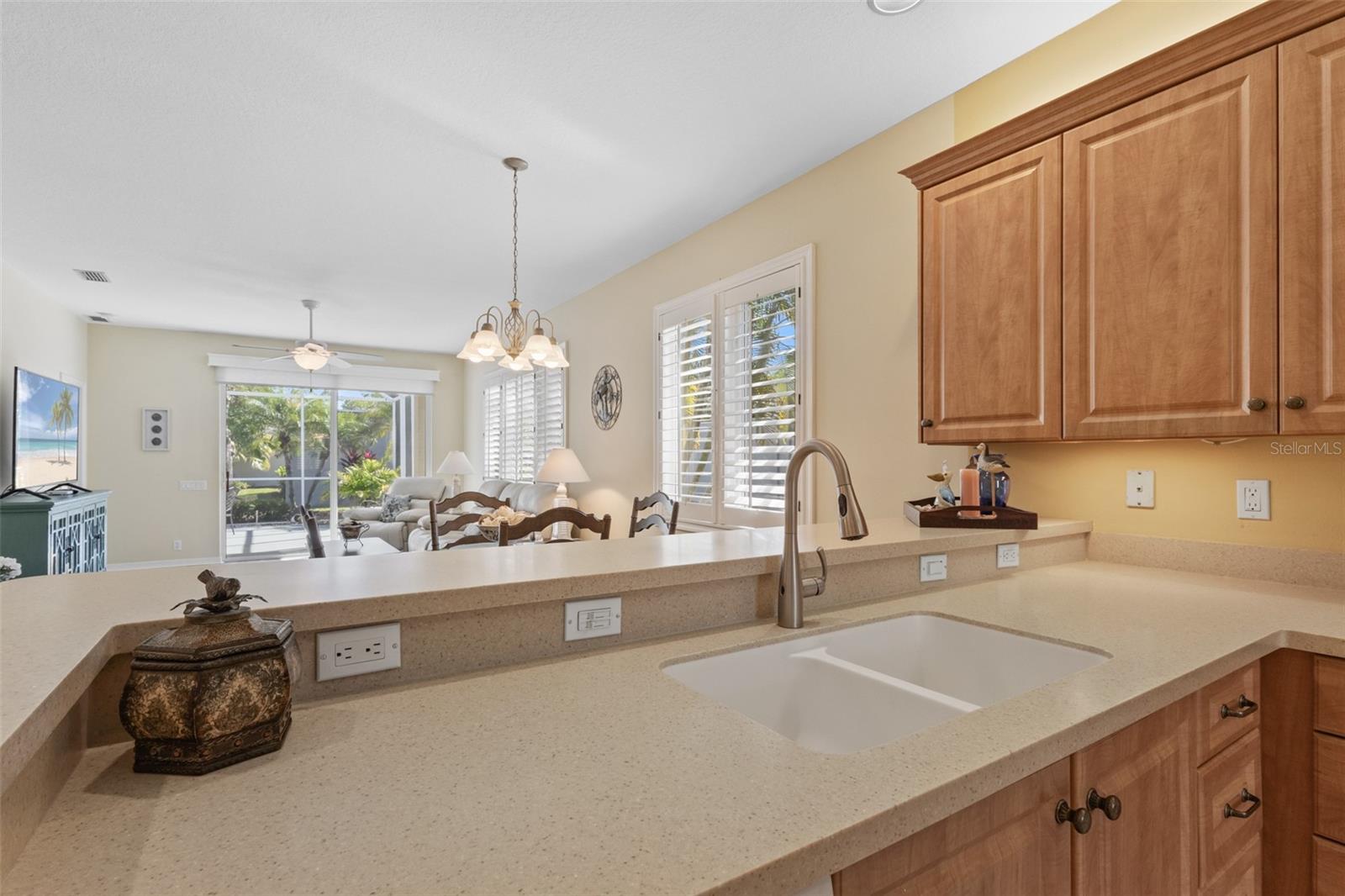 ROSEDALE 8 WESTBURY LAKES - Residential