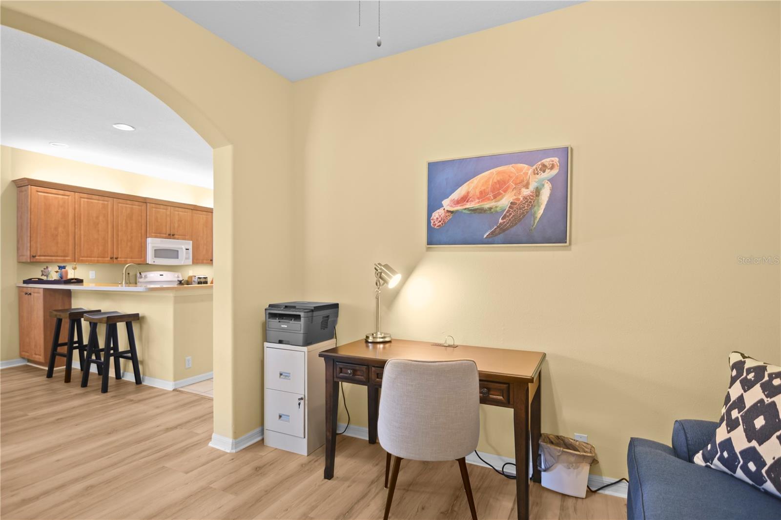 ROSEDALE 8 WESTBURY LAKES - Residential