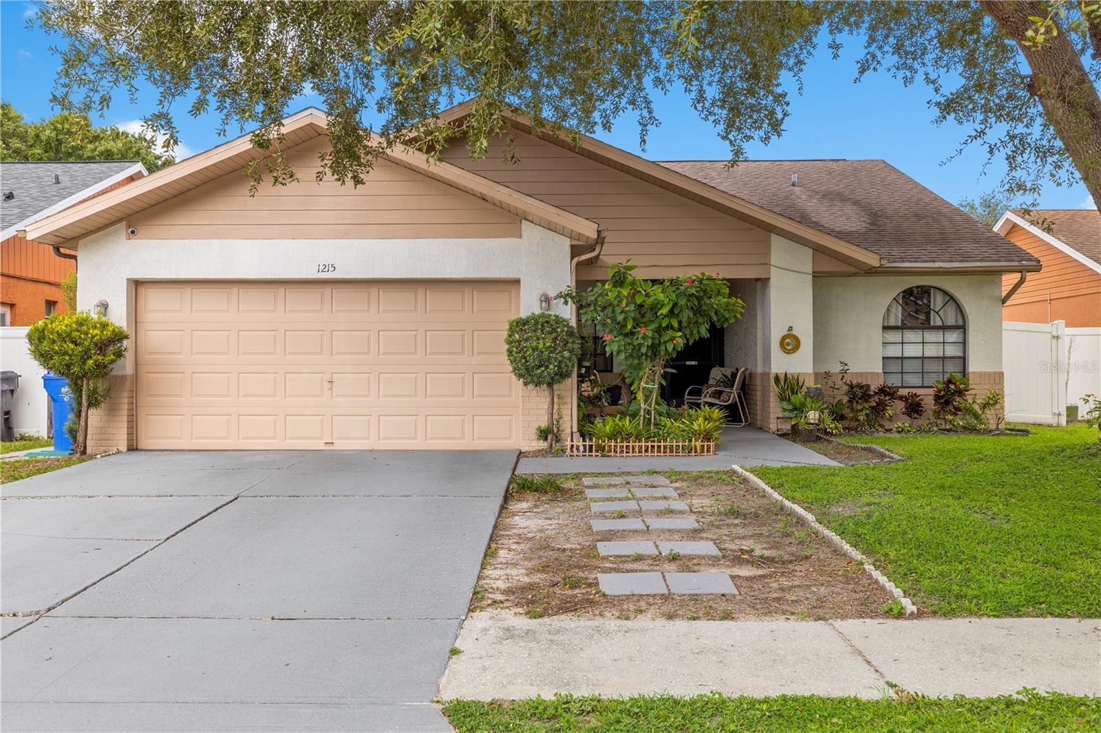 1215 RINKFIELD PLACE