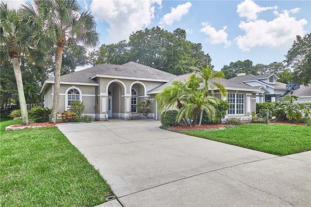 Photo of 2835 Branch Creek Avenue, Clearwater, FL 33760 (MLS # J1002873)