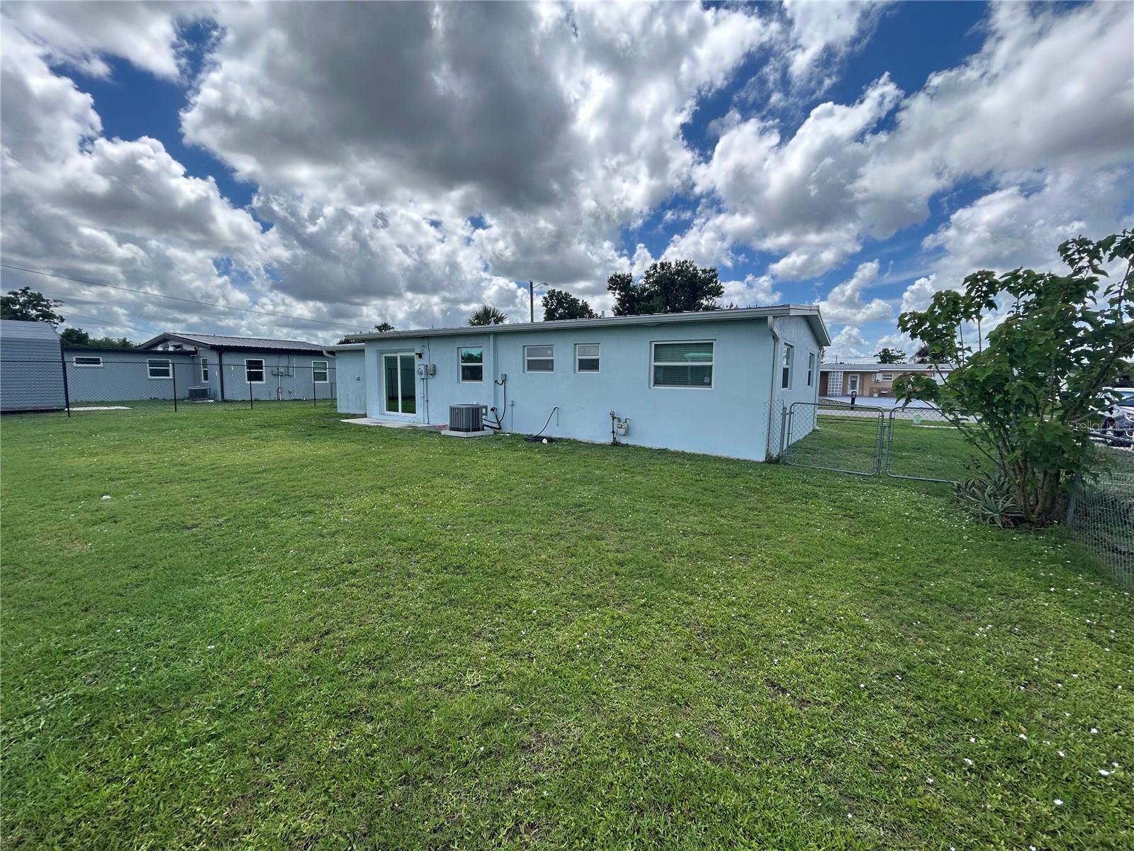 PORT CHARLOTTE SEC 033 - Residential Lease