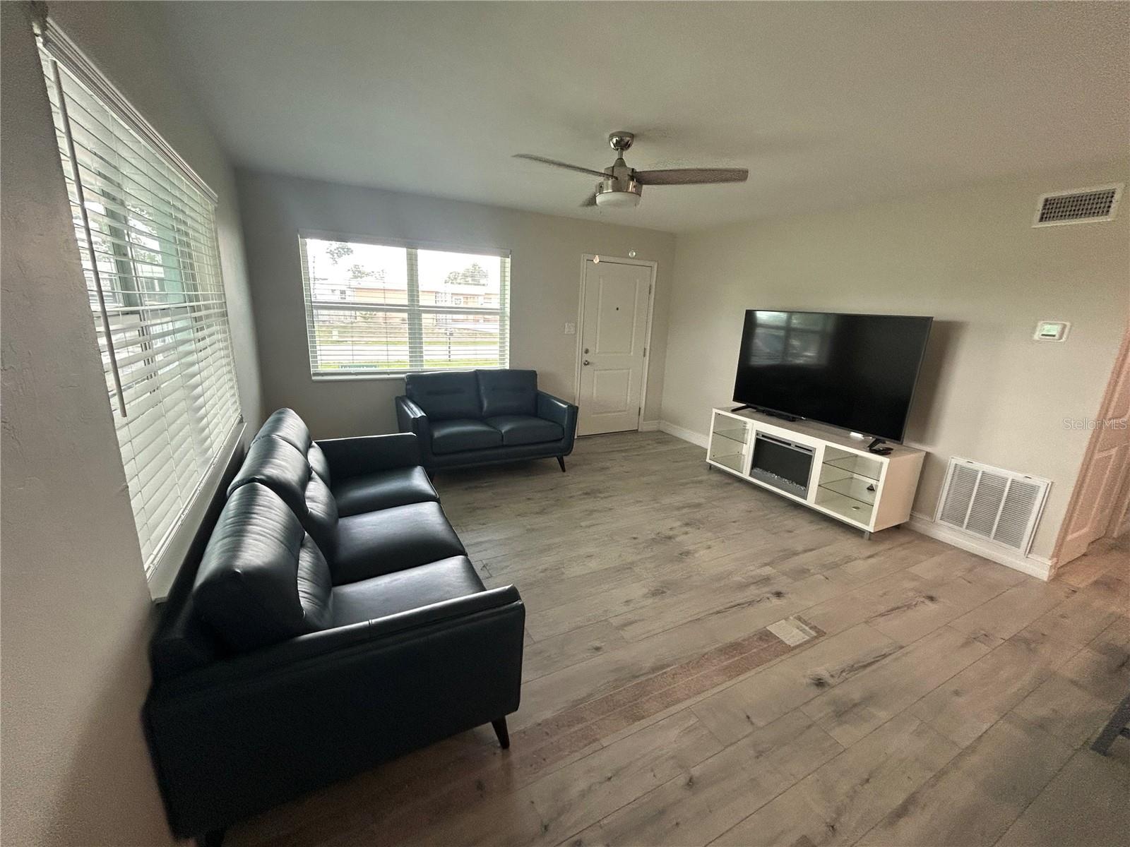 PORT CHARLOTTE SEC 033 - Residential Lease