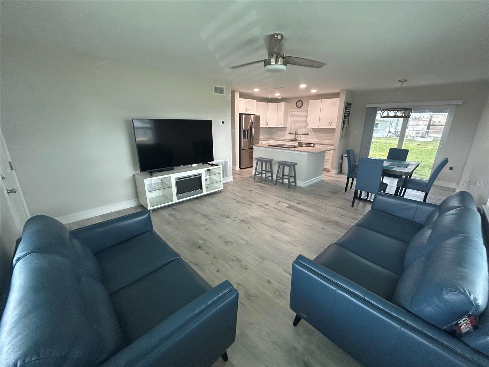 PORT CHARLOTTE SEC 033 - Residential Lease