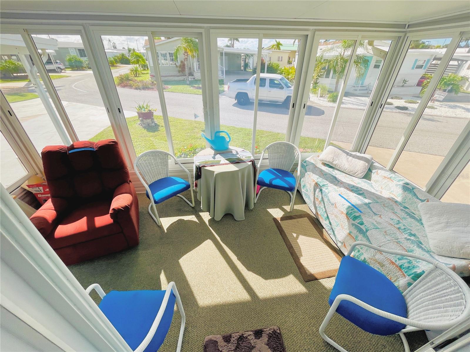 COUNTRY CLUB ESTATES - Residential