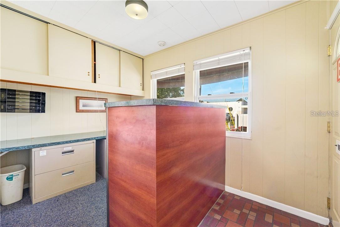 EAST VIEW PARK - Commercial Sale