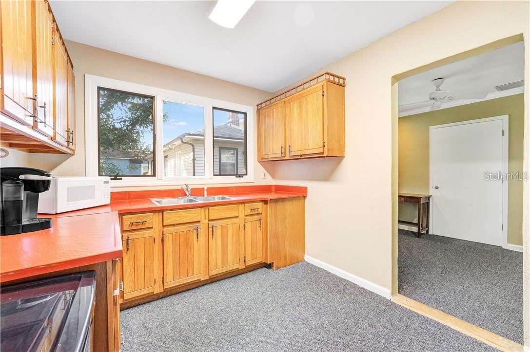 EAST VIEW PARK - Commercial Sale