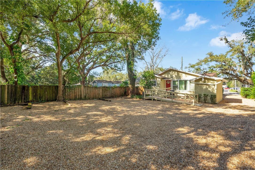 EAST VIEW PARK - Commercial Sale