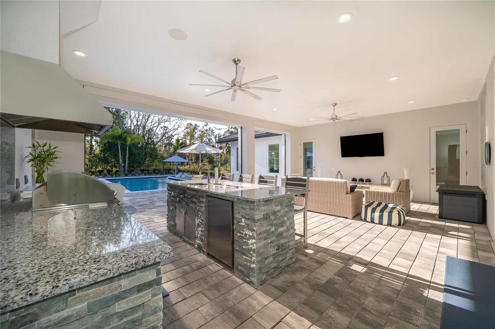 BELLA COLLINA SUB - Residential