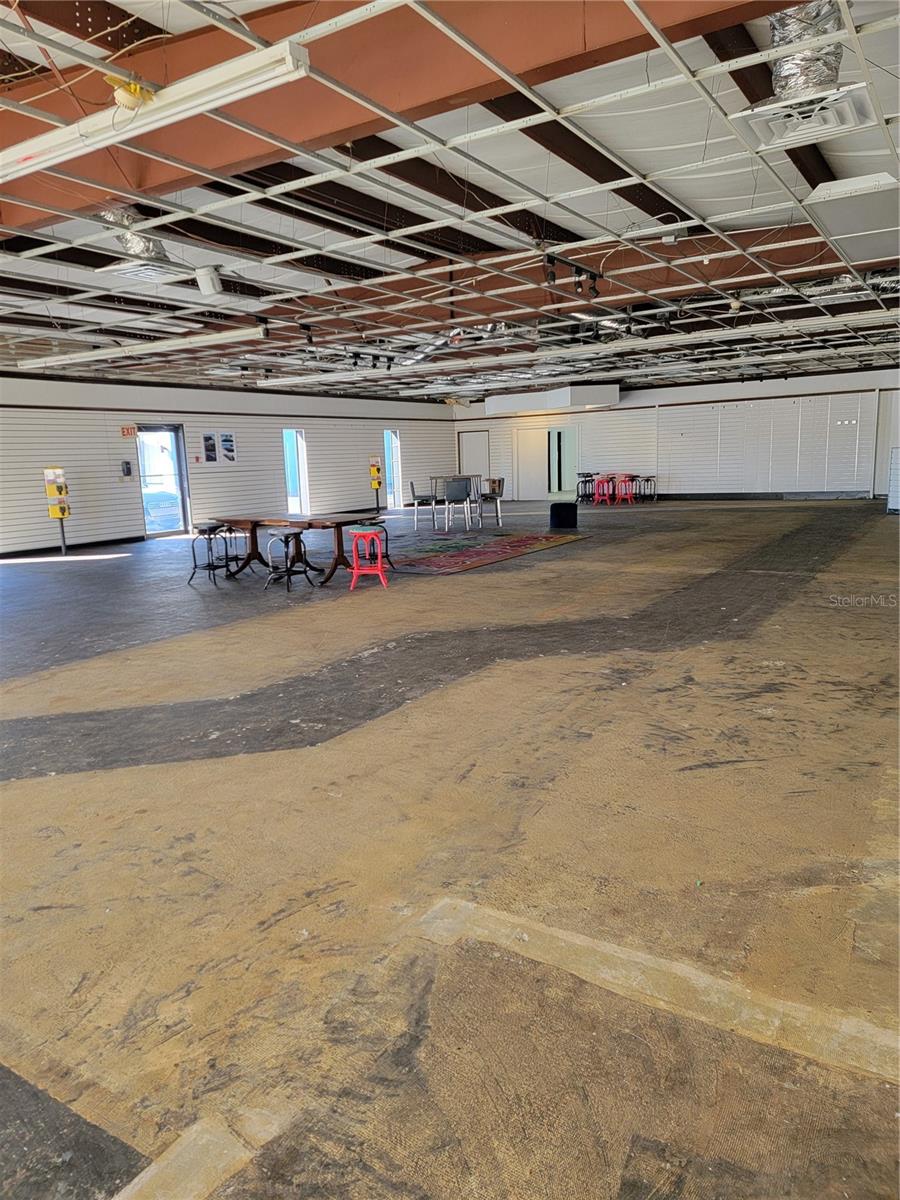 1175 N WASHINGTON BOULEVARD