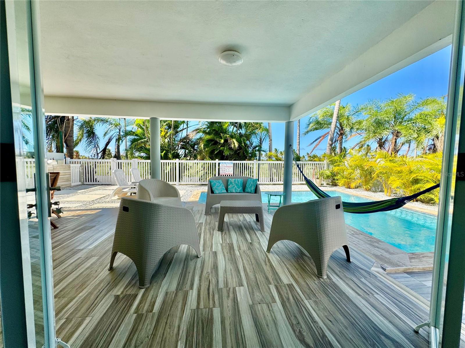 COCO BEACH - Residential