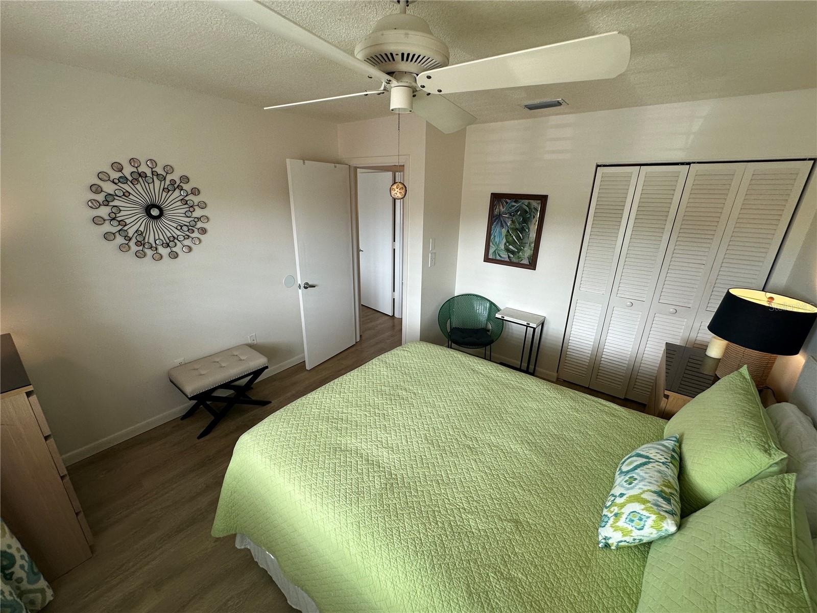 VALENCIA GARDEN CONDO III - Residential Lease