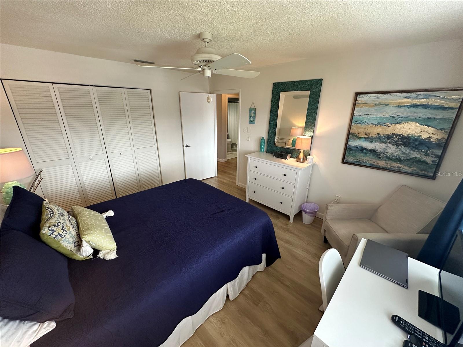 VALENCIA GARDEN CONDO III - Residential Lease