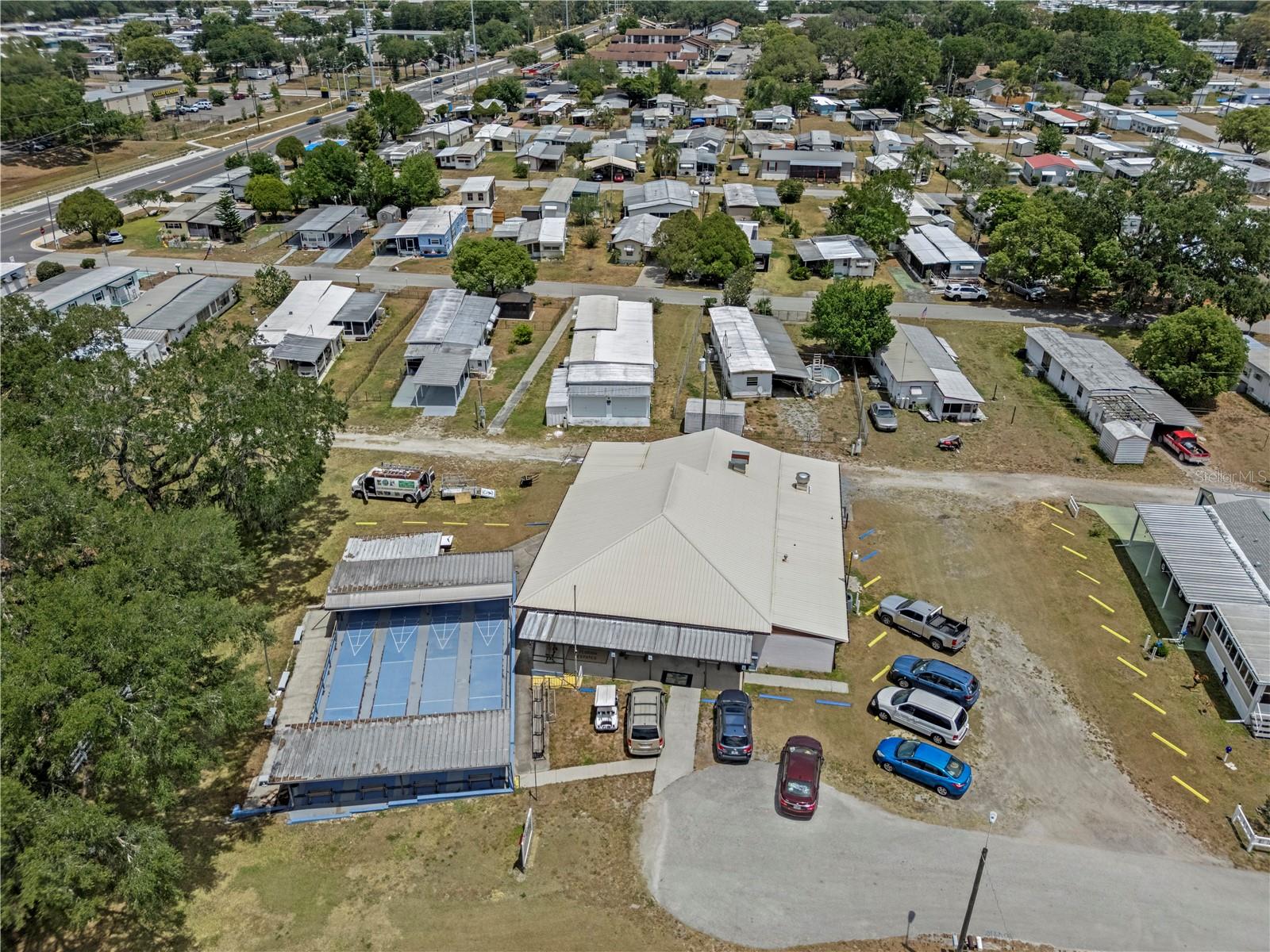 FLORIDA TRAILER ESTATES - Residential