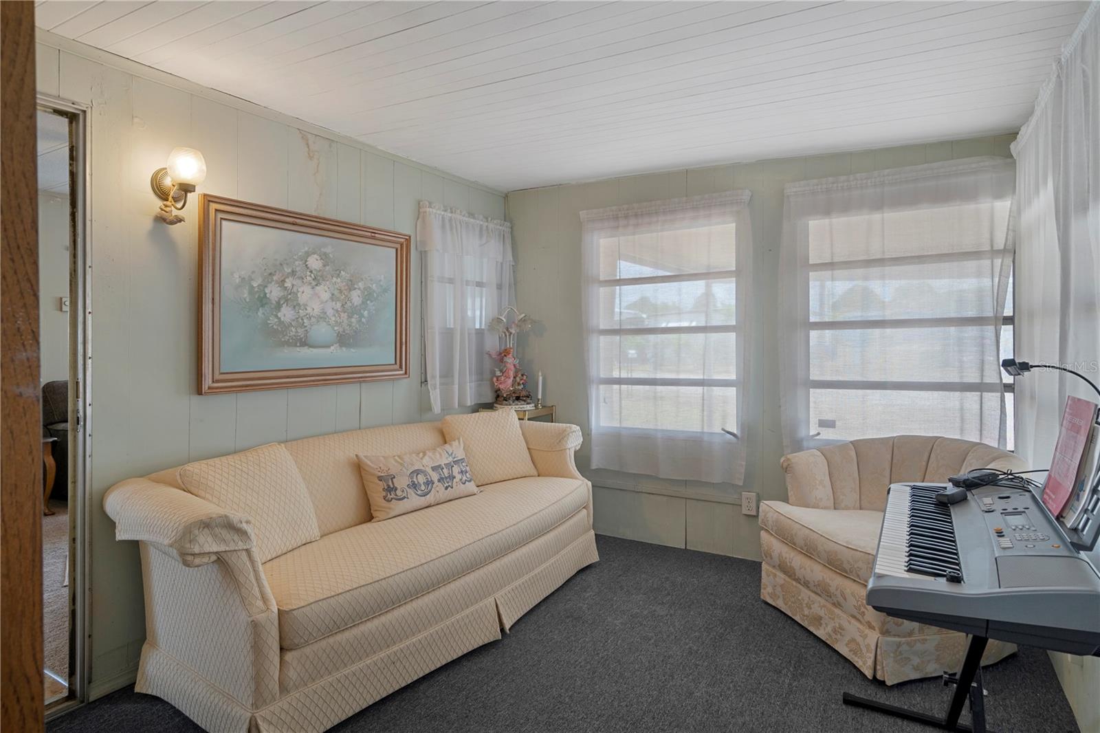 FLORIDA TRAILER ESTATES - Residential