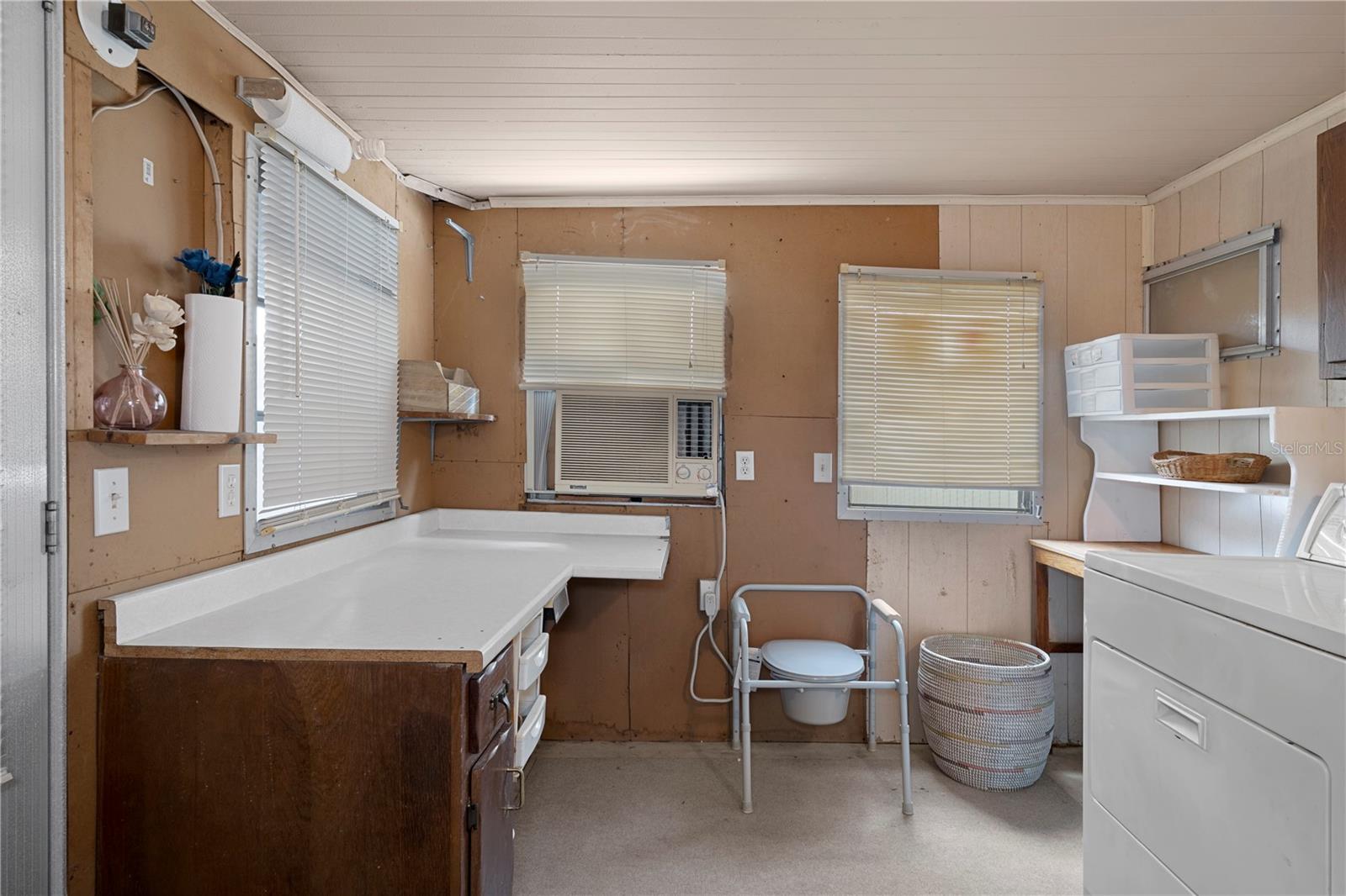 FLORIDA TRAILER ESTATES - Residential