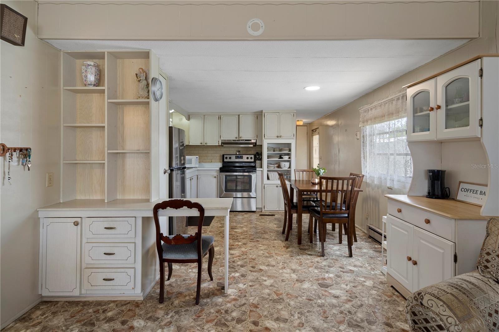 FLORIDA TRAILER ESTATES - Residential