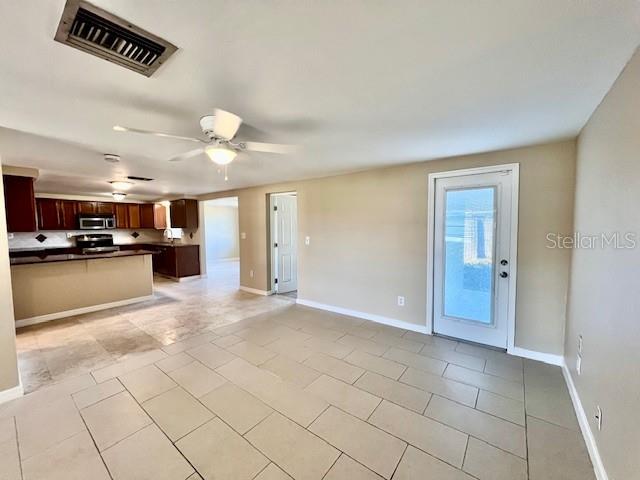 TAHITIAN HOMES - Residential Lease