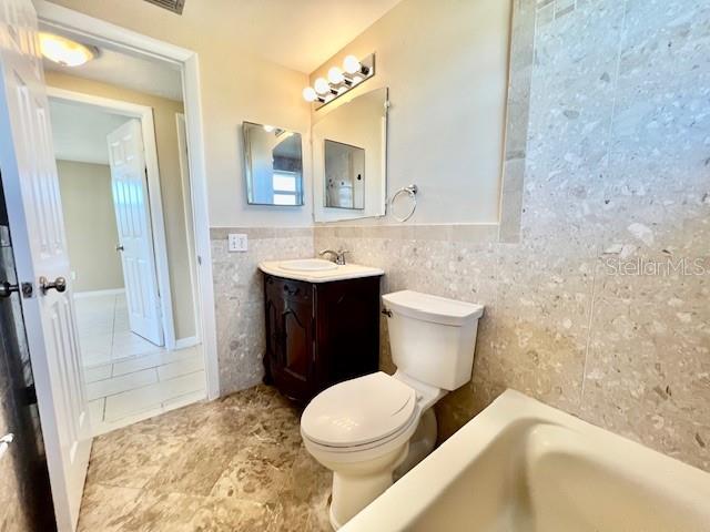 TAHITIAN HOMES - Residential Lease