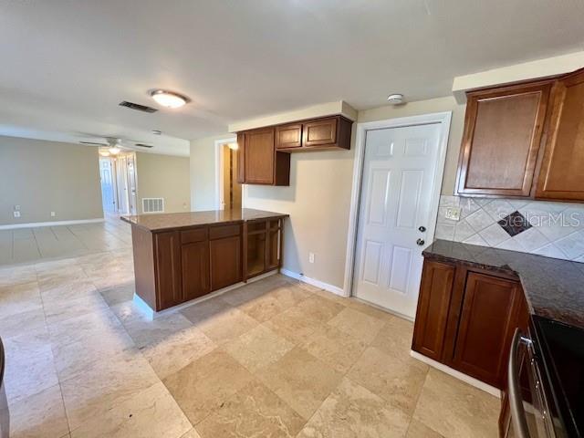 TAHITIAN HOMES - Residential Lease