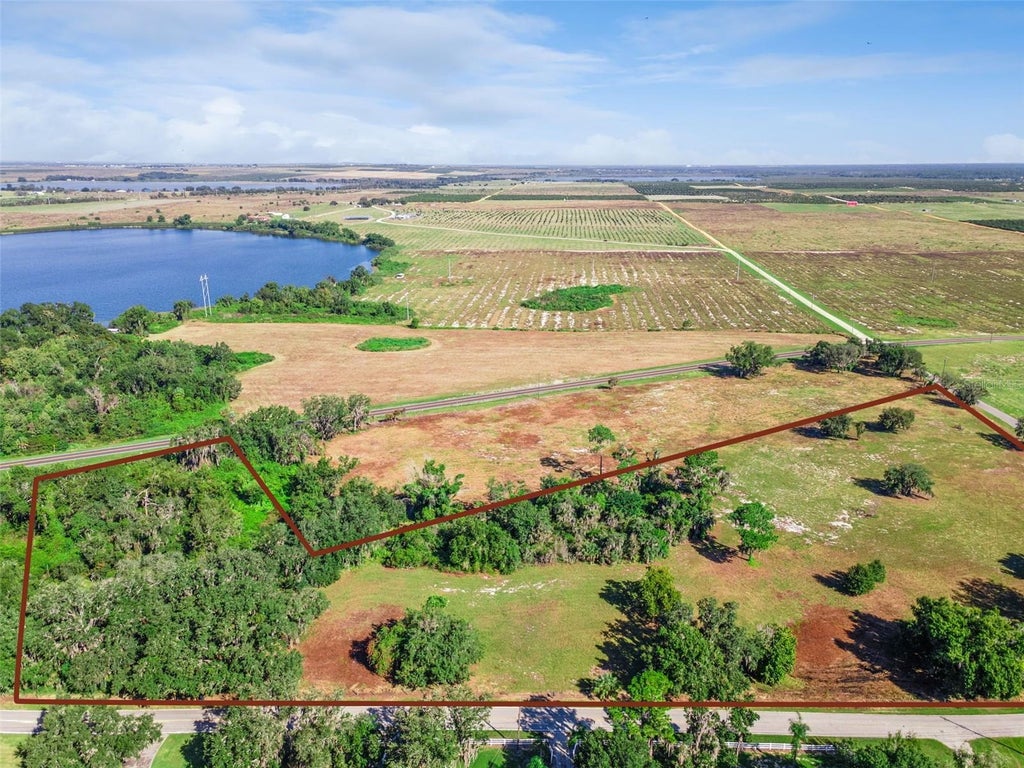 Photo of 742 N Lake Reedy Boulevard, Frostproof, FL 33843 (MLS # S5160139)