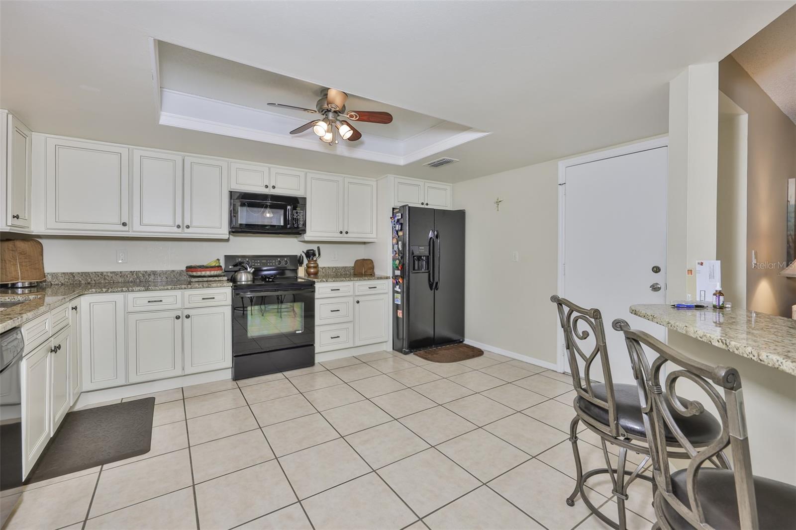 LANCASTER II CONDO - Residential