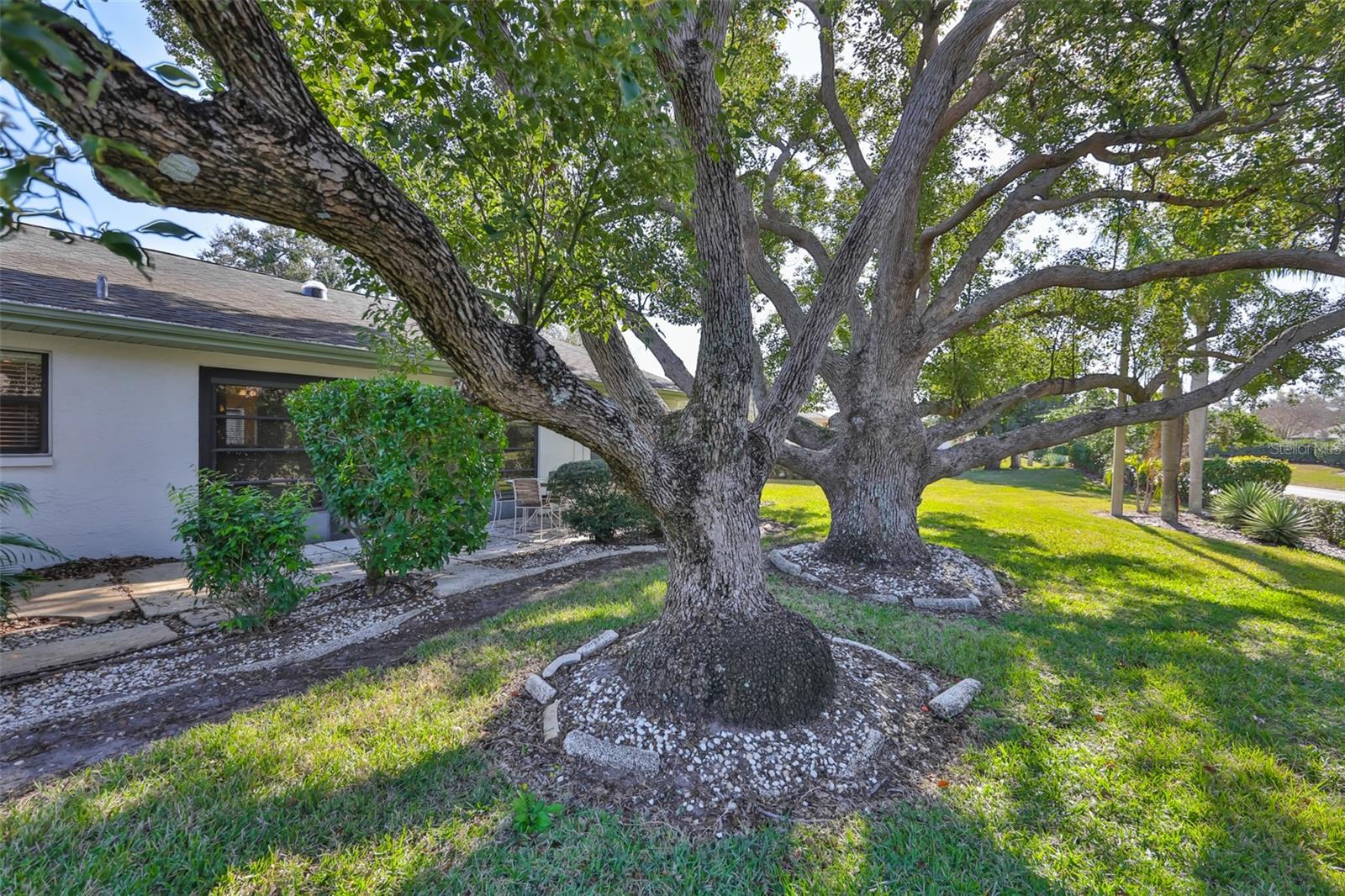 LANCASTER II CONDO - Residential