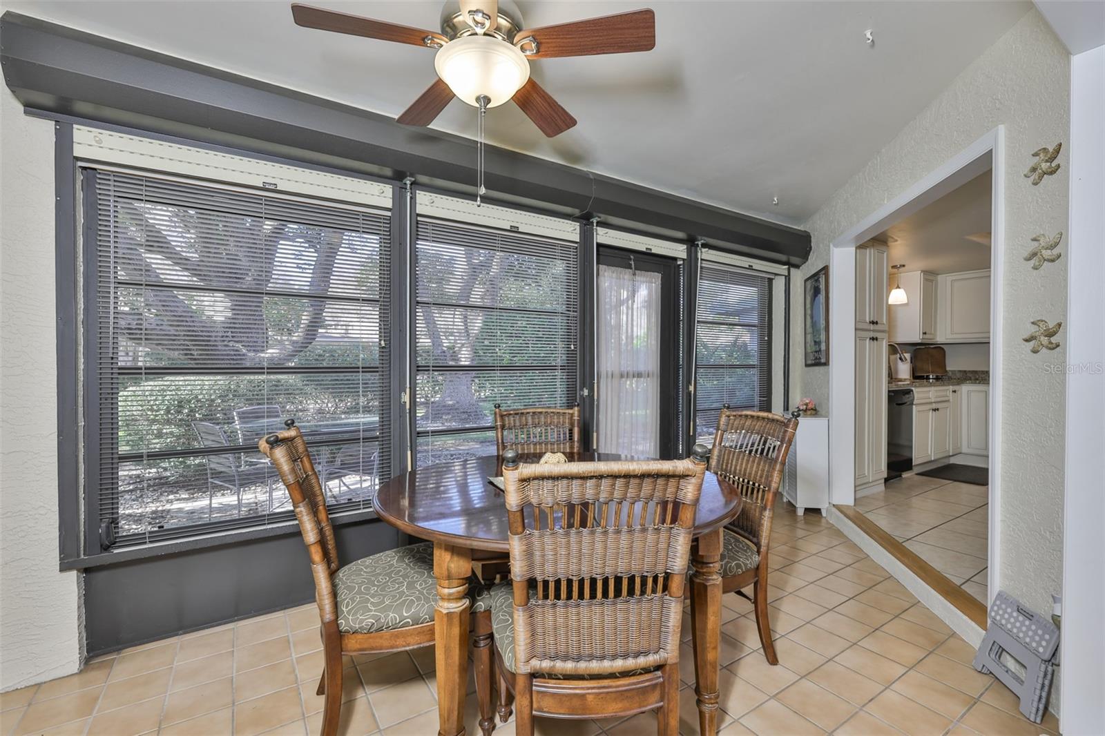 LANCASTER II CONDO - Residential