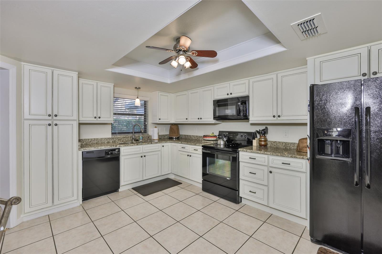 LANCASTER II CONDO - Residential