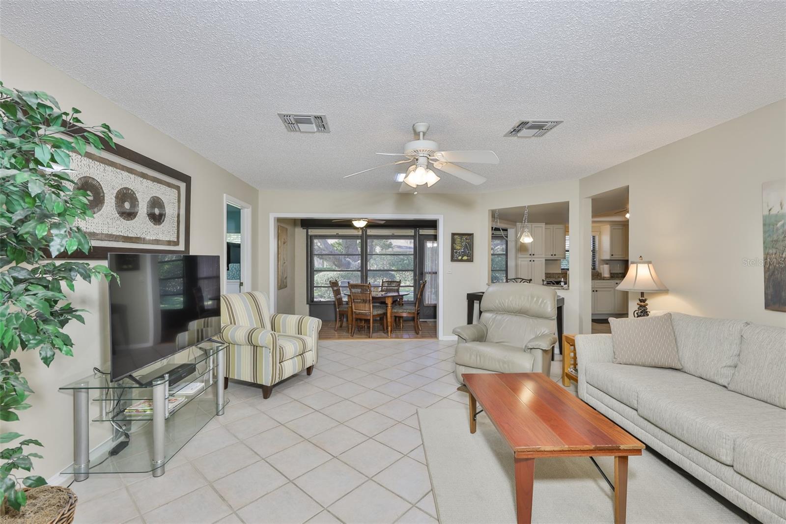 LANCASTER II CONDO - Residential