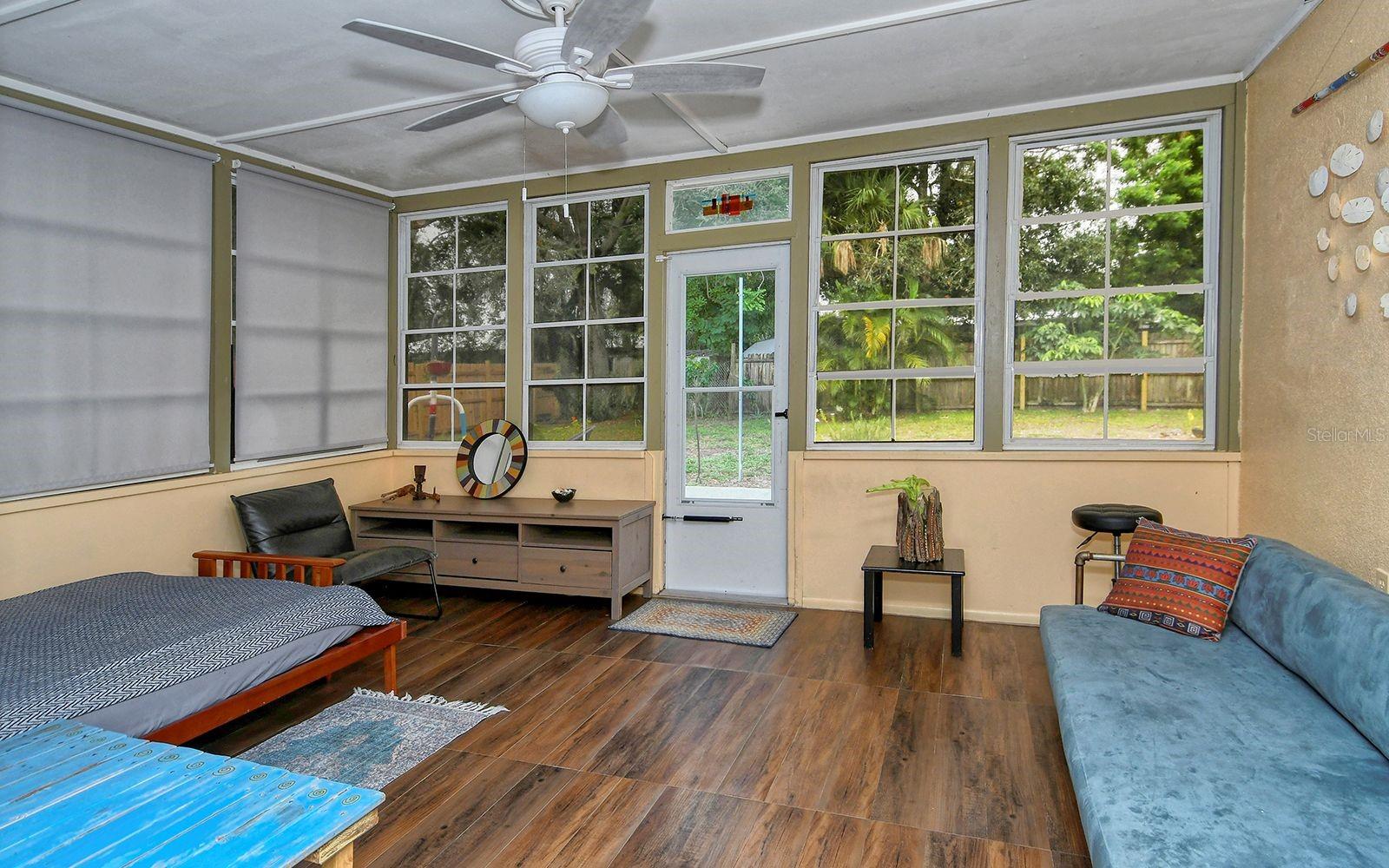 SARASOTA SPGS - Residential