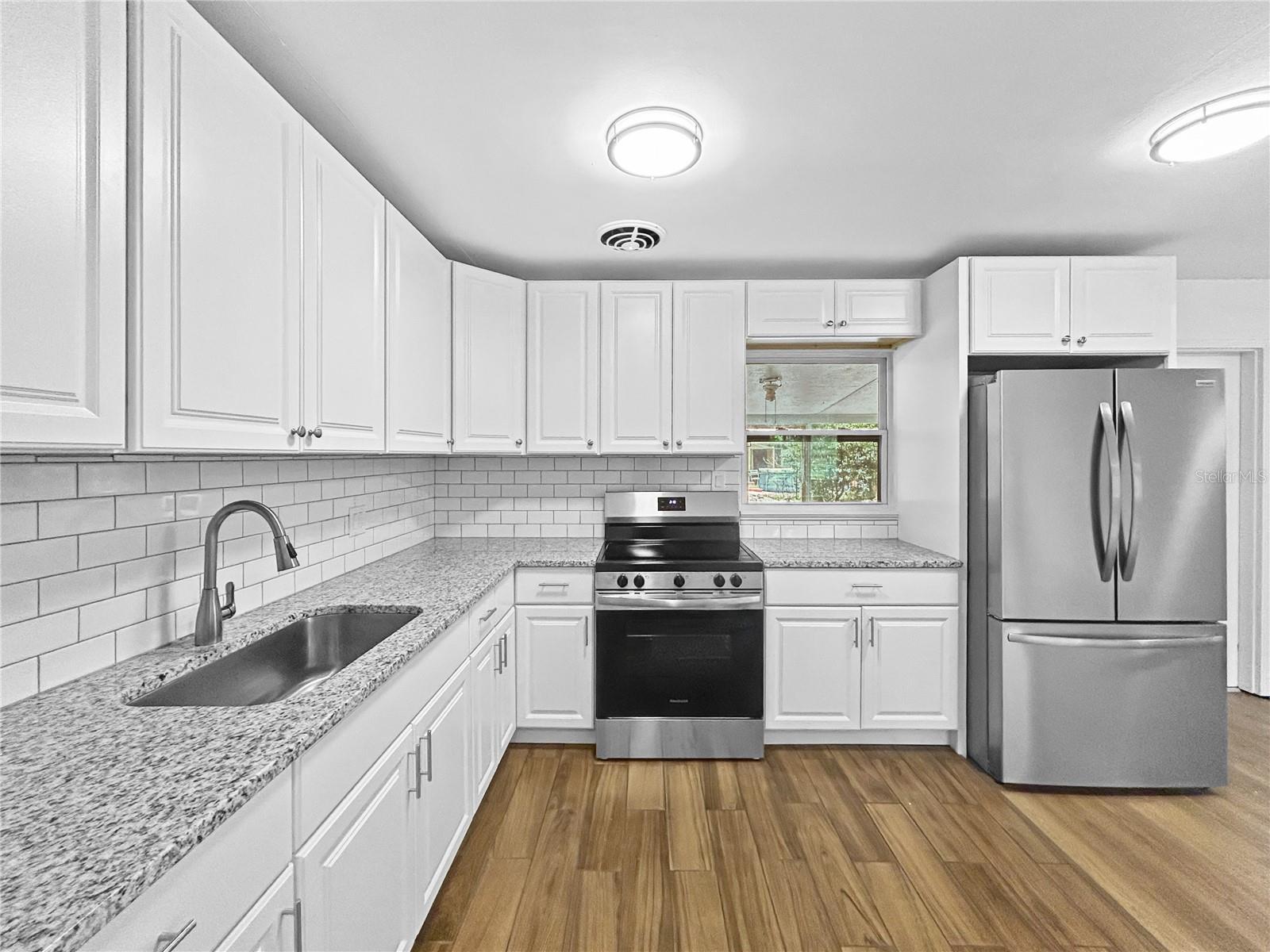 HIGHLAND COURT #4 - Residential