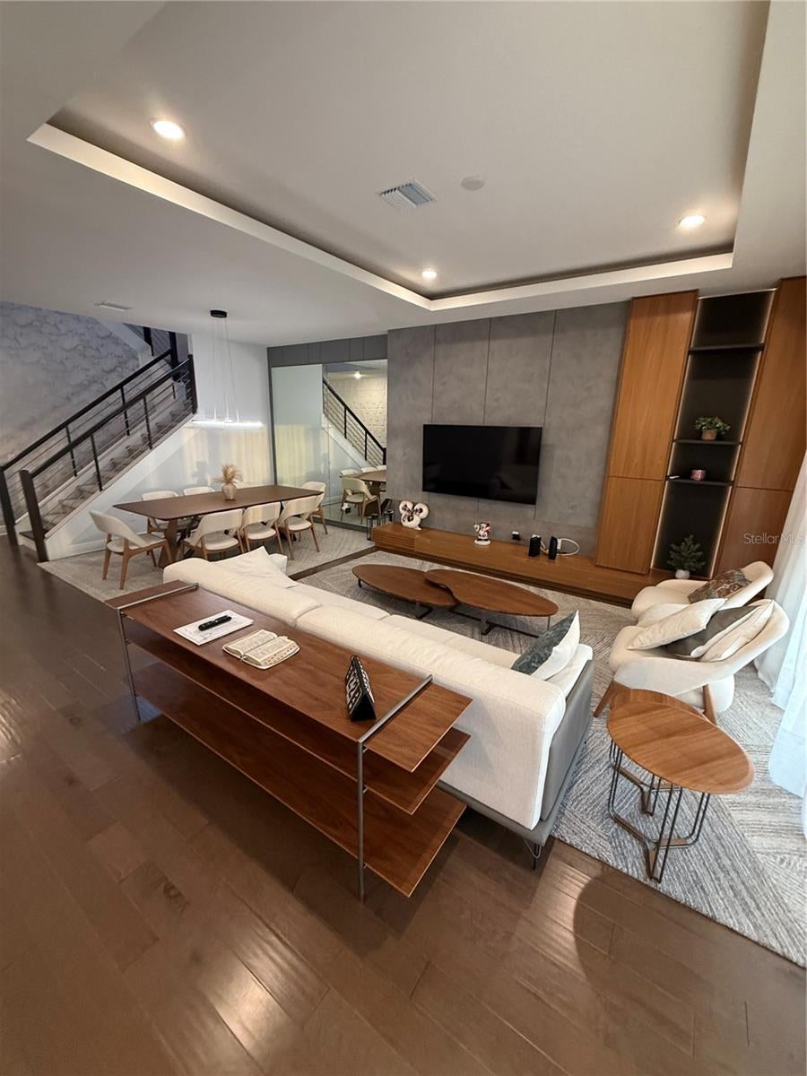 8289 TOPSAIL PLACE