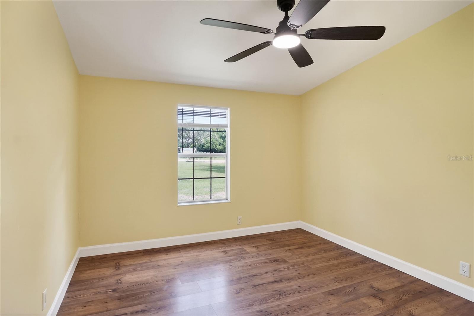 KENT ACRES - Residential