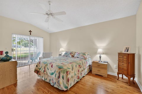Tiny photo for 3022 Andover Court, Mount Dora, FL 32757 (MLS # G5118564)