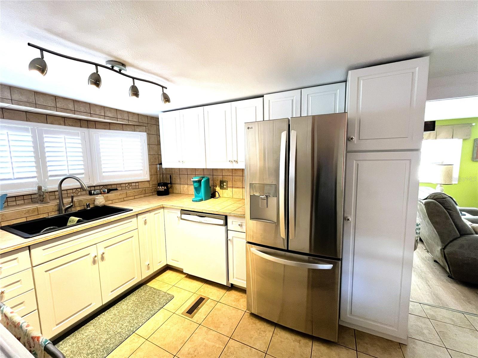 TRAILER ESTATES FOURTH ADD - Residential