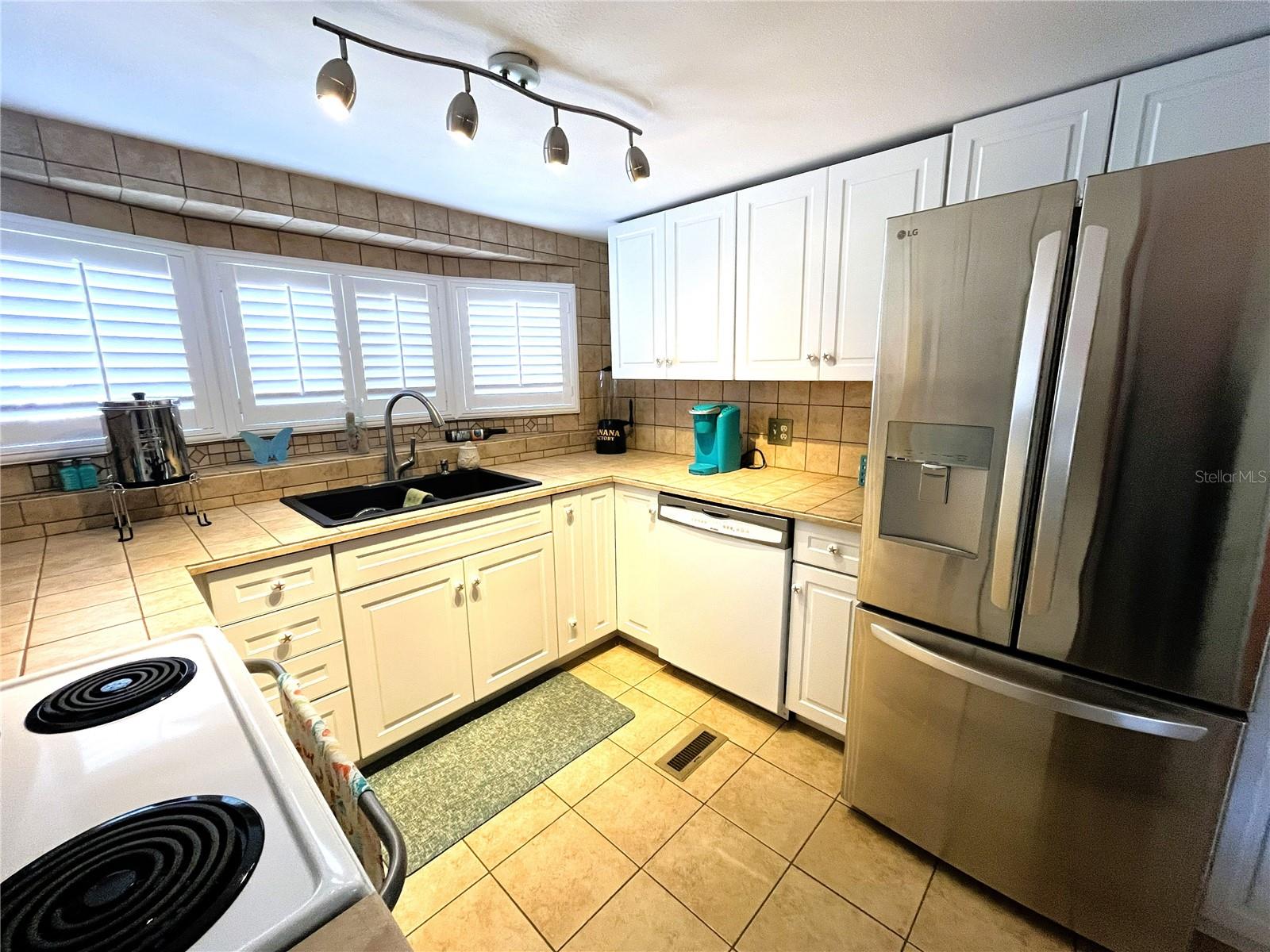 TRAILER ESTATES FOURTH ADD - Residential