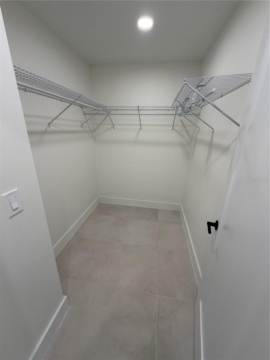 DANA SHORES UNIT 6 SEC - Residential Lease