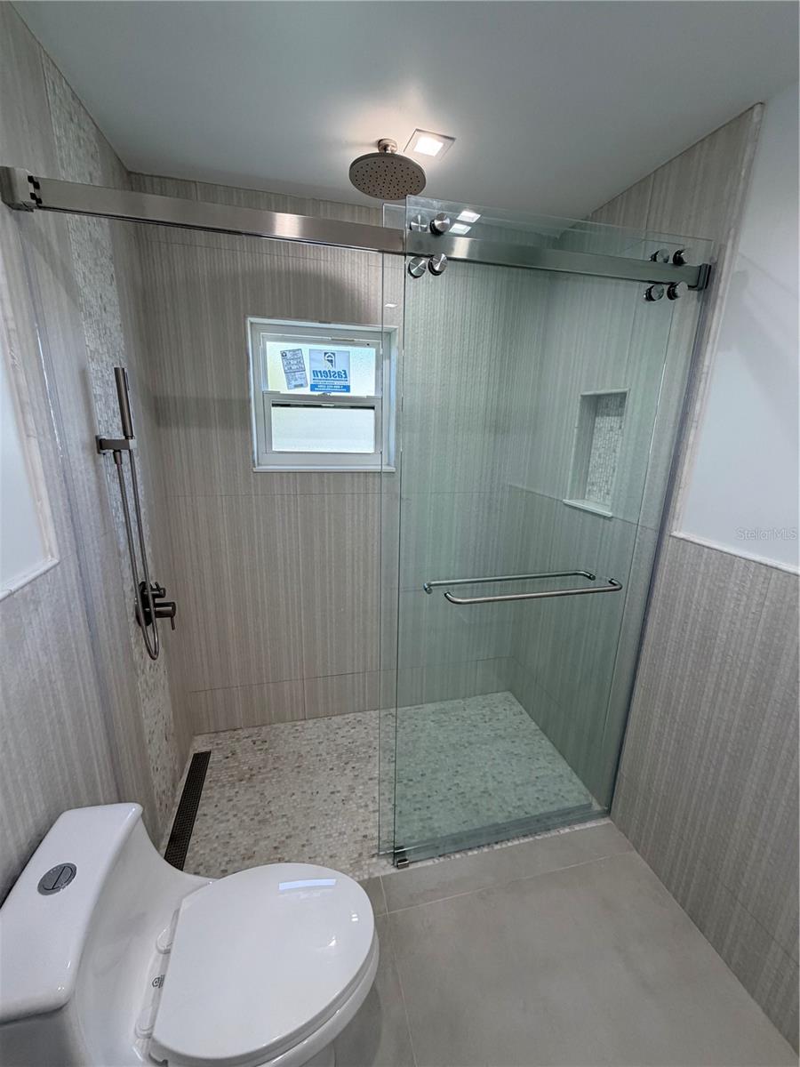 DANA SHORES UNIT 6 SEC - Residential Lease