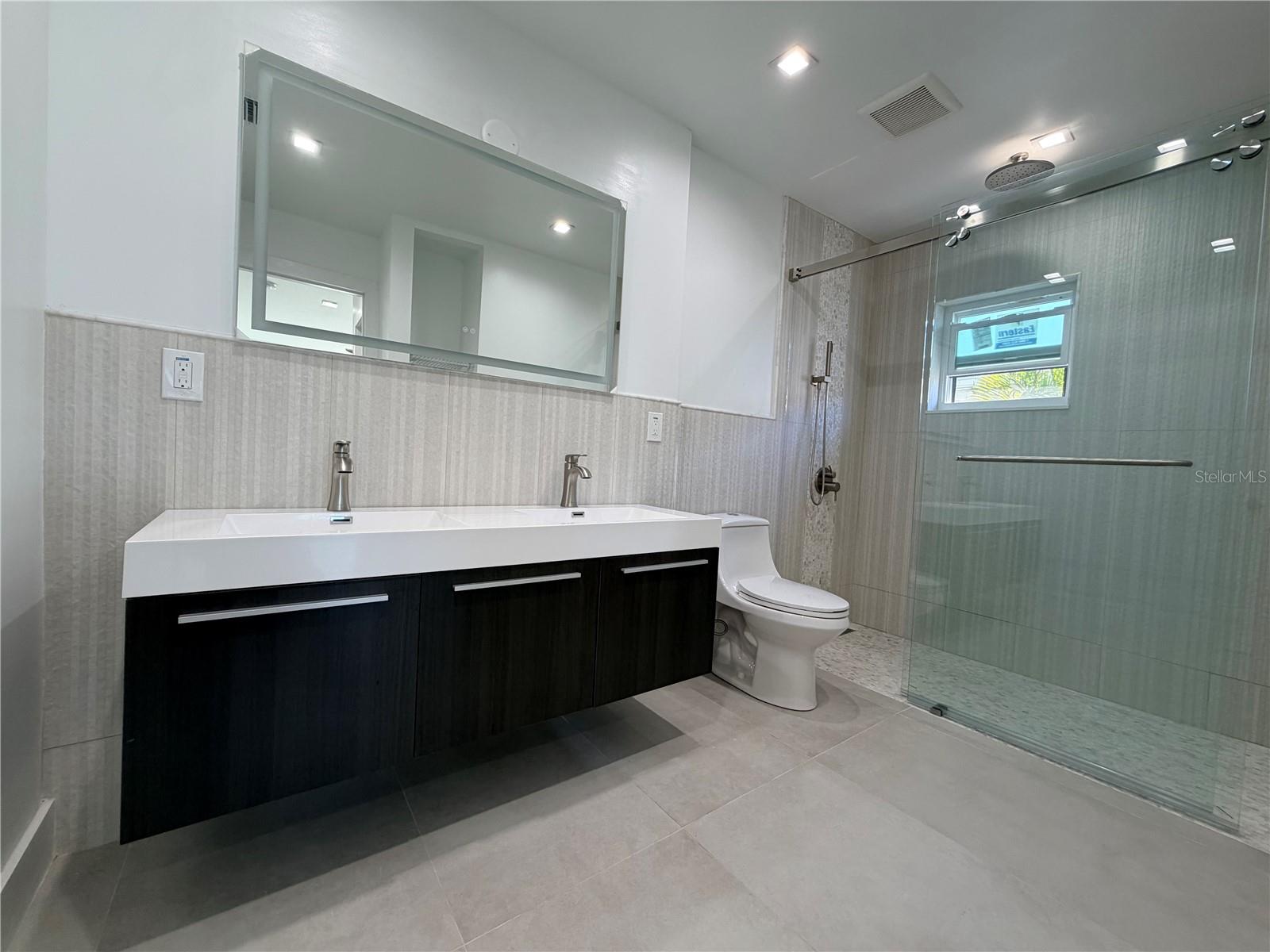 DANA SHORES UNIT 6 SEC - Residential Lease