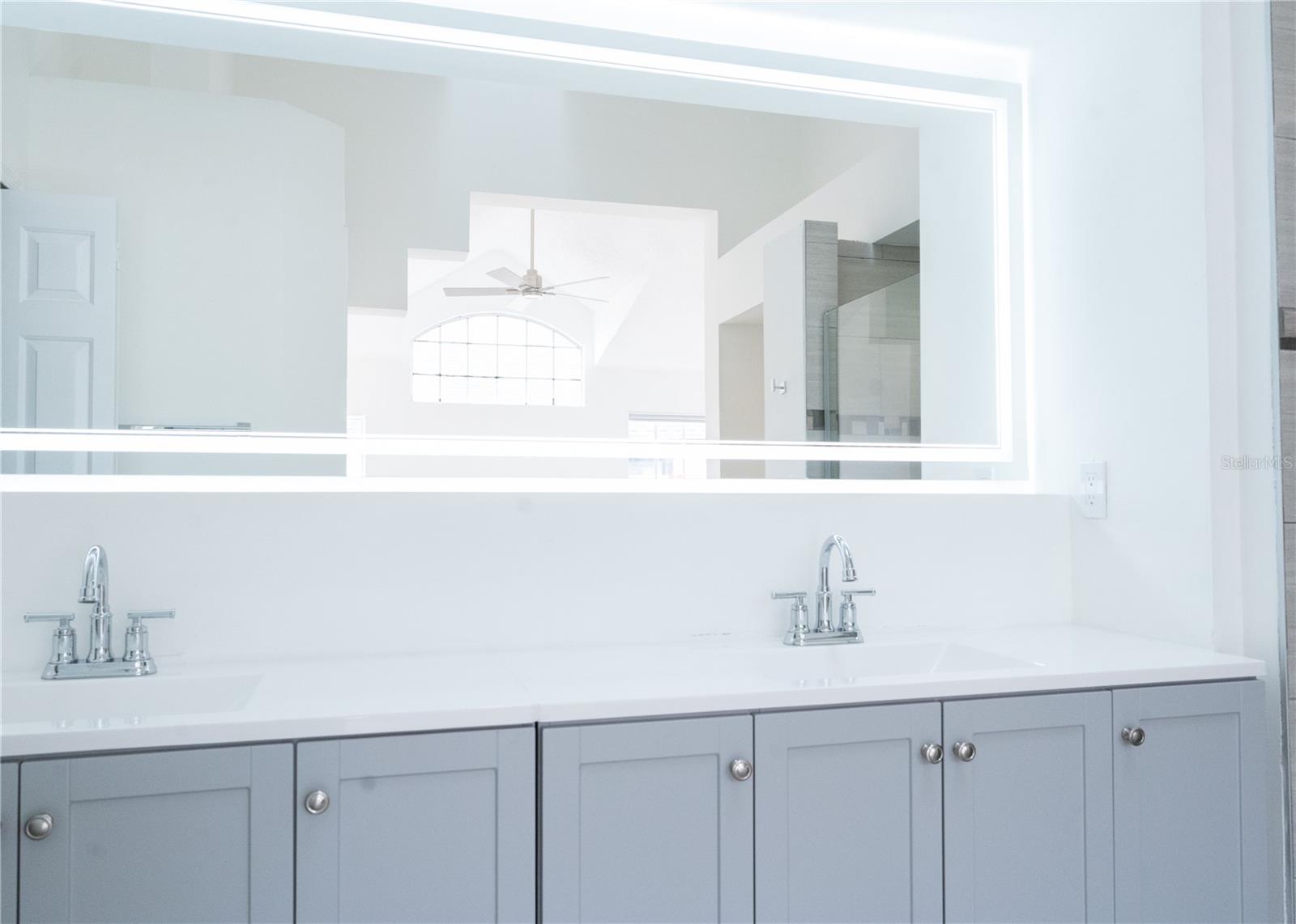 ISLAND CLUB AT RIO PINAR LAKES - Residential