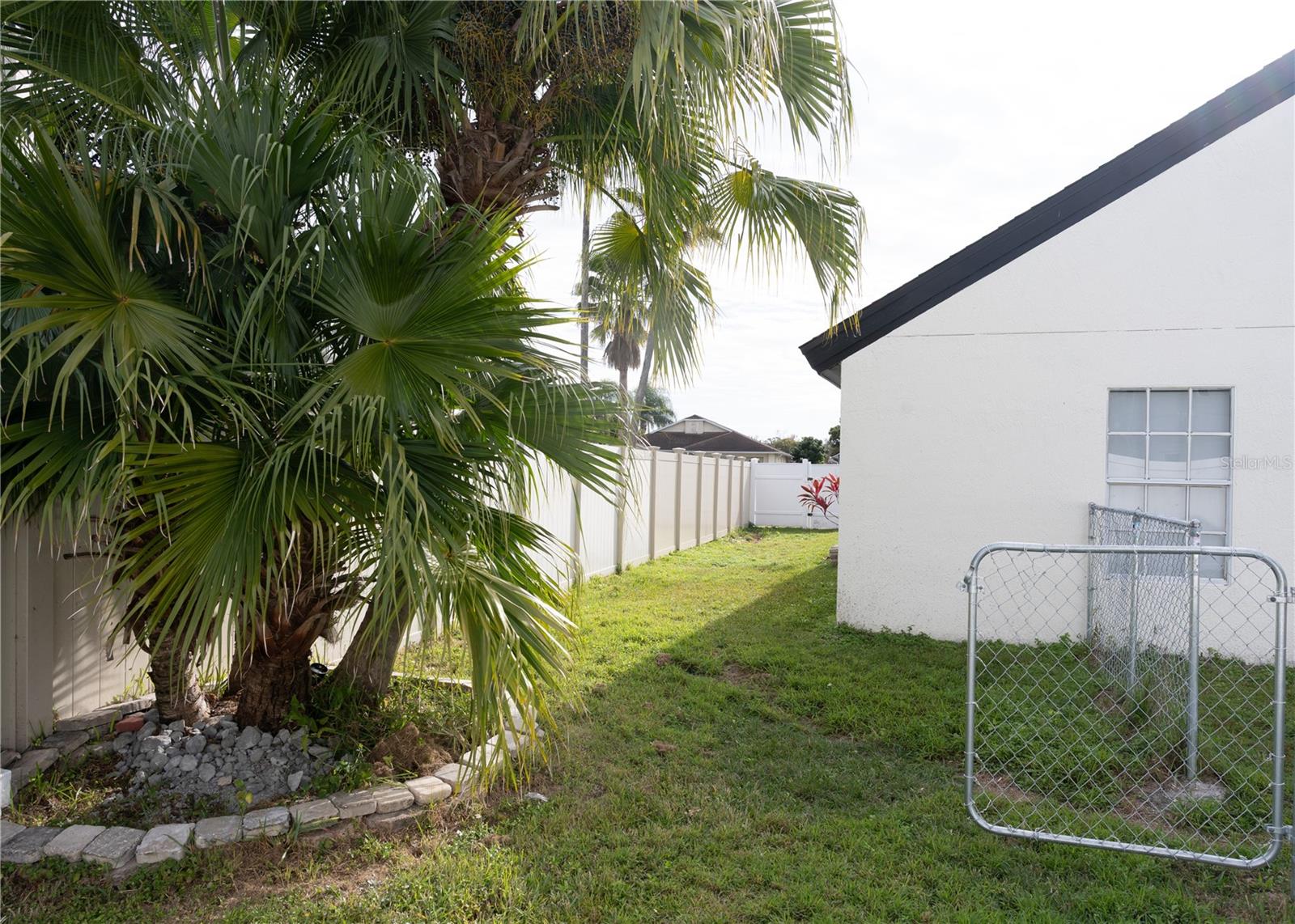 ISLAND CLUB AT RIO PINAR LAKES - Residential